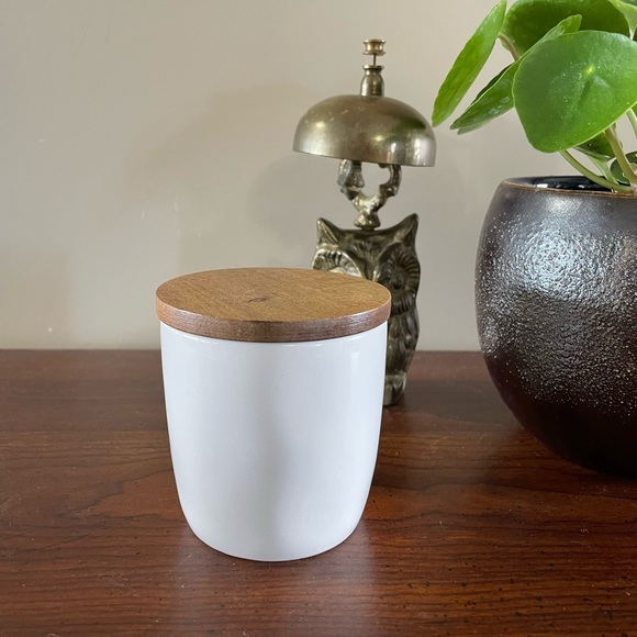 SOLD Rae Dunn Salt Cellar - Picture 3 of 5